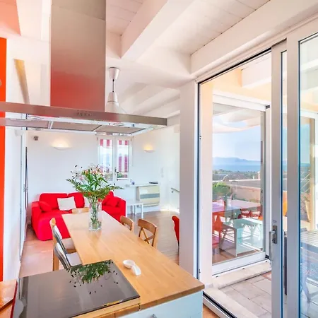 Attico Luce E Colori - Terrazza Vista Mare - 5 Bdr Lägenhet *