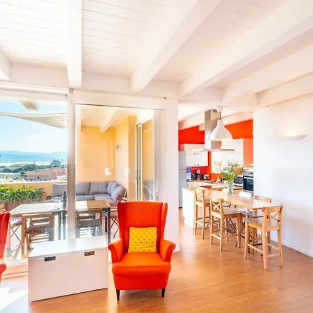 Attico Luce E Colori - Terrazza Vista Mare - 5 Bdr * Cagliari