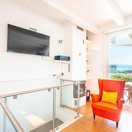 Attico Luce E Colori - Terrazza Vista Mare - 5 Bdr * Cagliari
