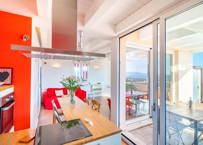 Attico Luce E Colori - Terrazza Vista Mare - 5 Bdr Apartament *